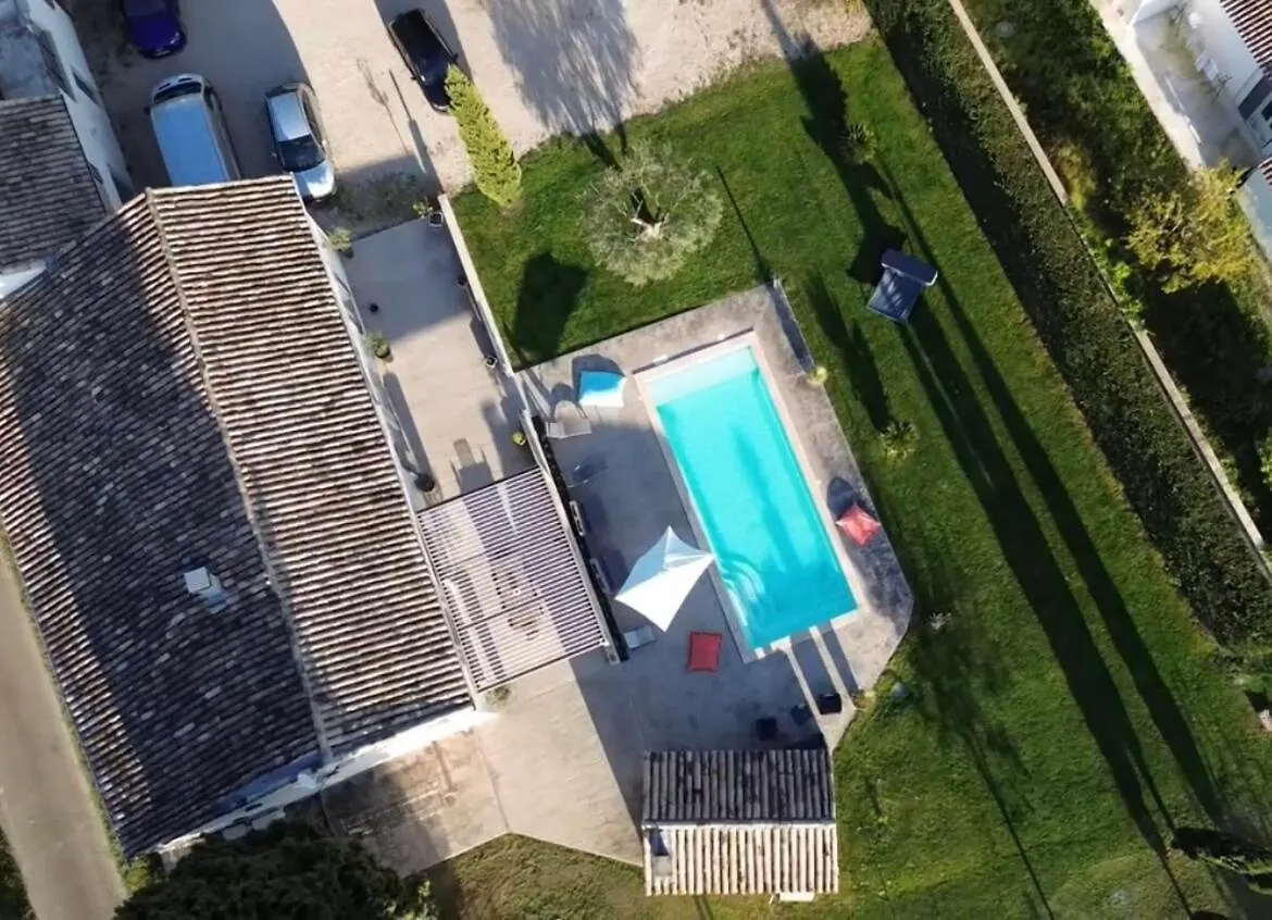 Parenthese Ensoleillee Villa Travaillan