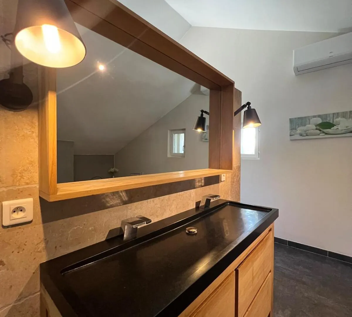 Parenthese Ensoleillee Villa Travaillan 0*,  France