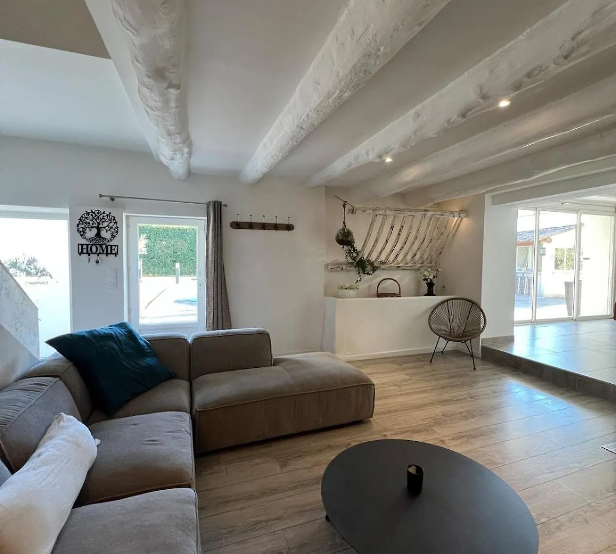 Parenthese Ensoleillee Villa Travaillan